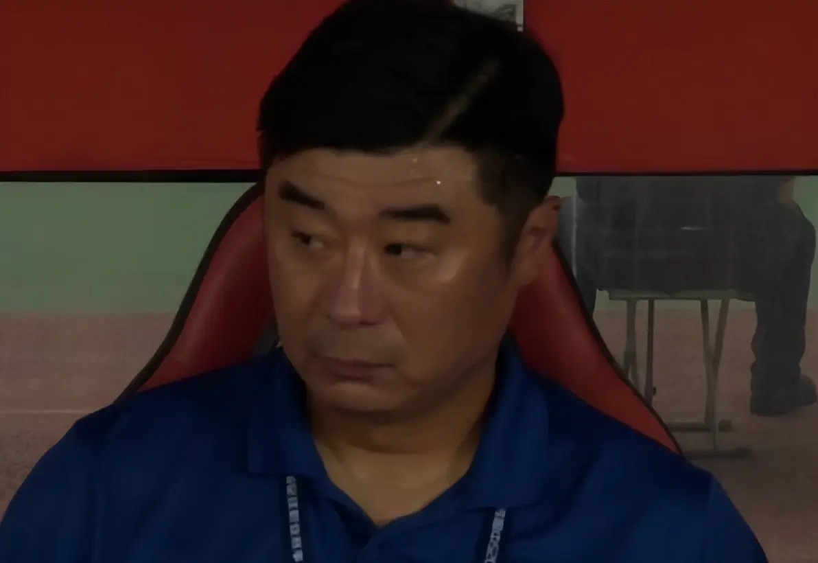 div, 顶在前面为, 坐镇山东泰